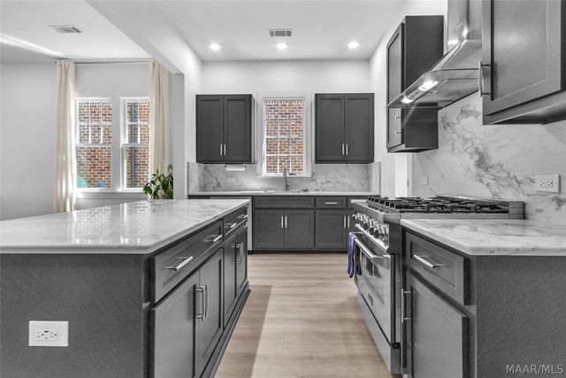 7820 LONG ACRE Street, Montgomery, AL 36116