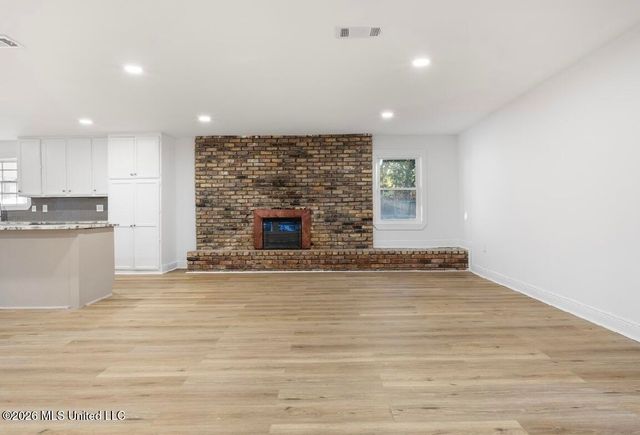 4024 Castenera Avenue, Moss Point, MS 39563