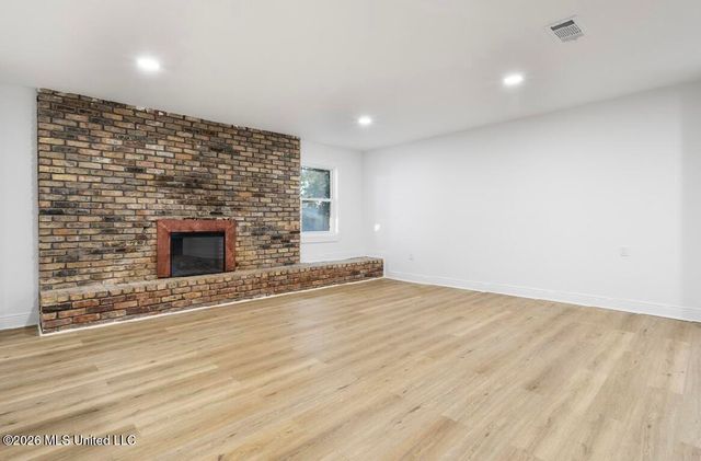 4024 Castenera Avenue, Moss Point, MS 39563