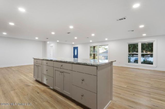 4024 Castenera Avenue, Moss Point, MS 39563