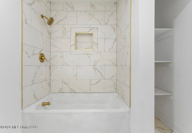 4024 Castenera Avenue, Moss Point, MS 39563