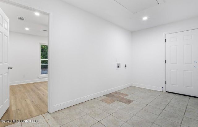 4024 Castenera Avenue, Moss Point, MS 39563