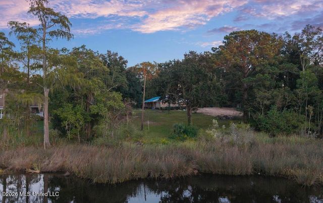 4024 Castenera Avenue, Moss Point, MS 39563