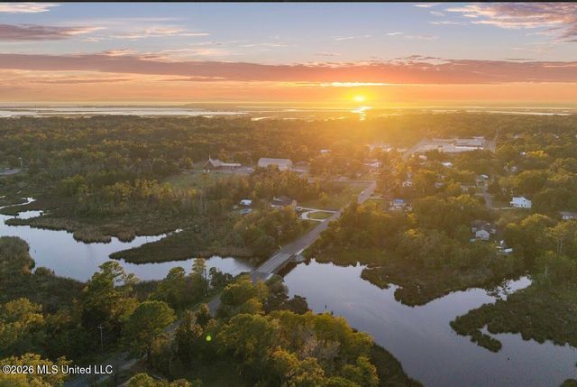 4024 Castenera Avenue, Moss Point, MS 39563