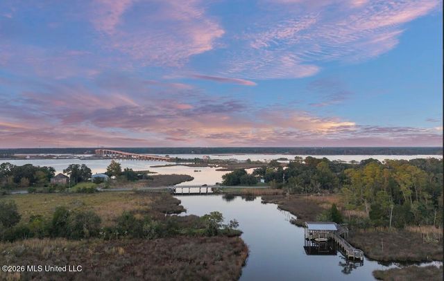 4024 Castenera Avenue, Moss Point, MS 39563