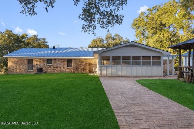 4024 Castenera Avenue, Moss Point, MS 39563