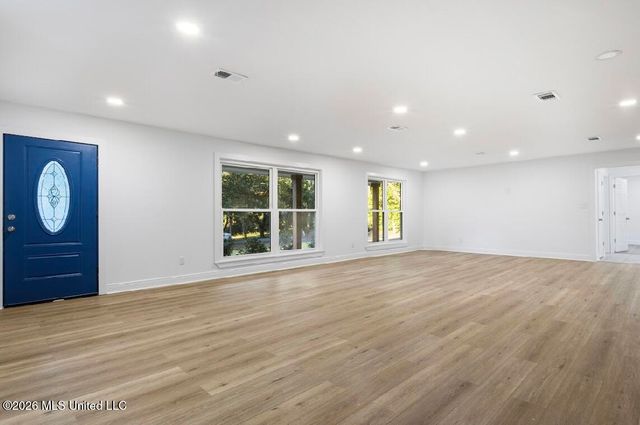 4024 Castenera Avenue, Moss Point, MS 39563