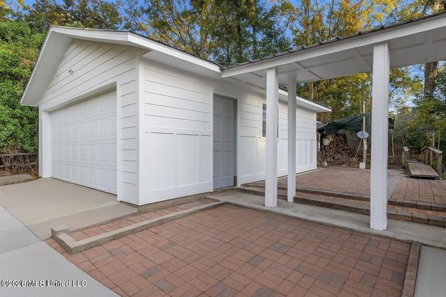 4024 Castenera Avenue, Moss Point, MS 39563