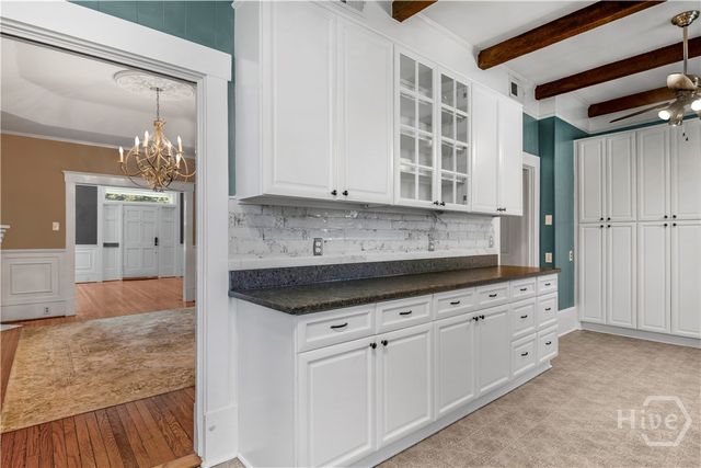 202 E 49th Street, Savannah, GA 31405