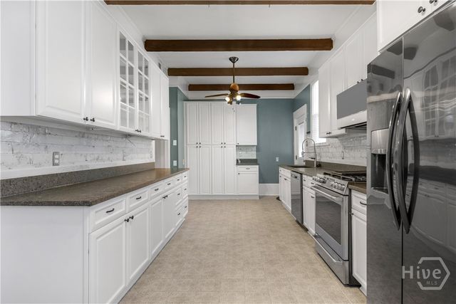 202 E 49th Street, Savannah, GA 31405