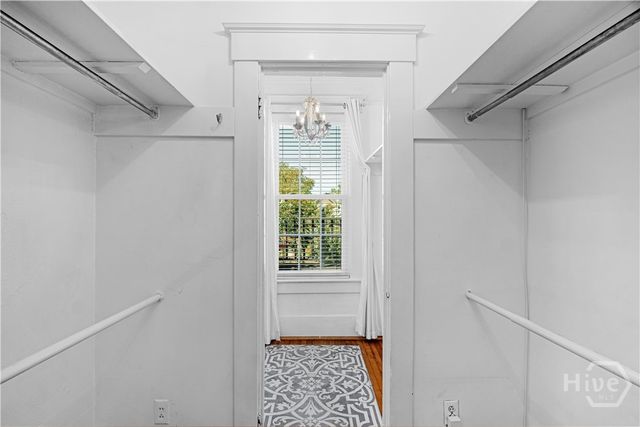 202 E 49th Street, Savannah, GA 31405