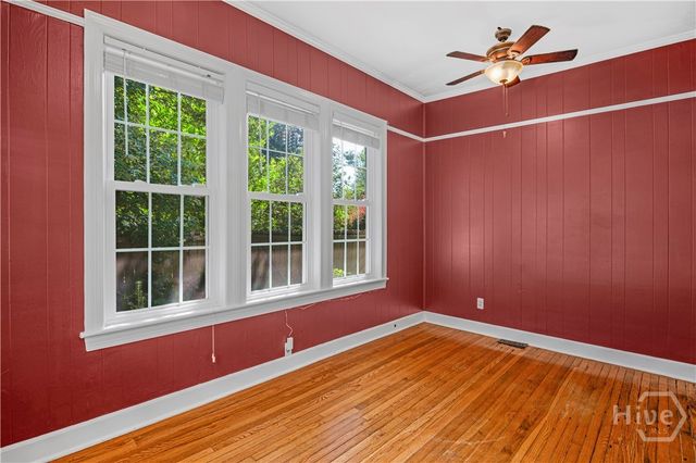 202 E 49th Street, Savannah, GA 31405