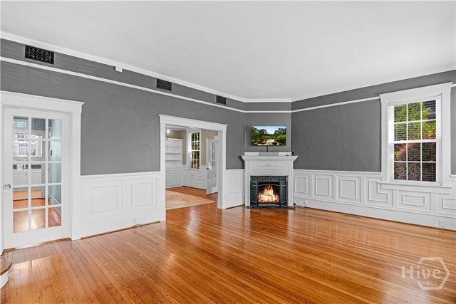 202 E 49th Street, Savannah, GA 31405