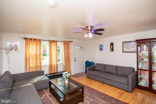 861 WEDGEWOOD DR, Lansdale, PA 19446