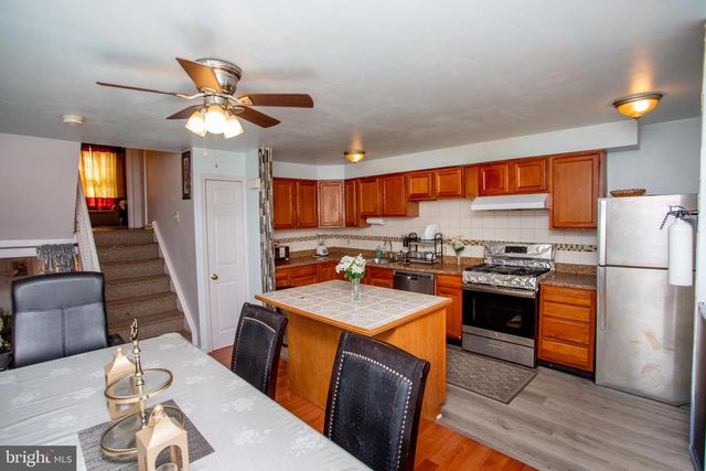 861 WEDGEWOOD DR, Lansdale, PA 19446