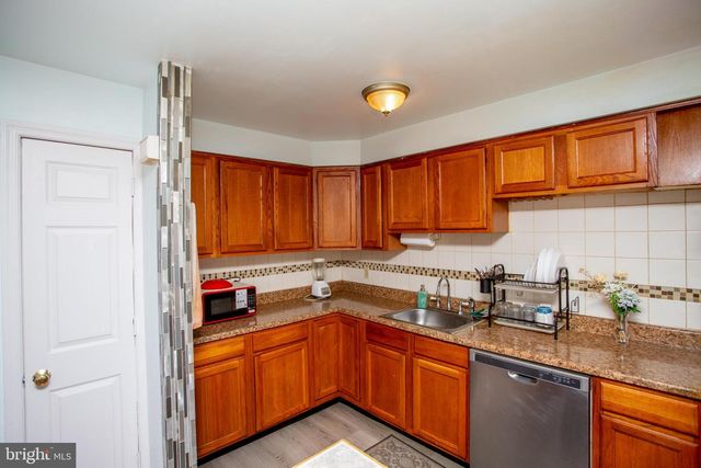 861 WEDGEWOOD DR, Lansdale, PA 19446