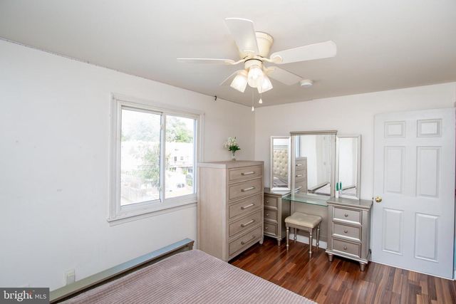 861 WEDGEWOOD DR, Lansdale, PA 19446