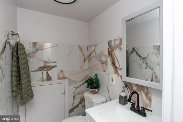 861 WEDGEWOOD DR, Lansdale, PA 19446