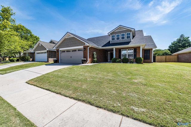 223 Silver Breeze Court, Harvest, AL 35749