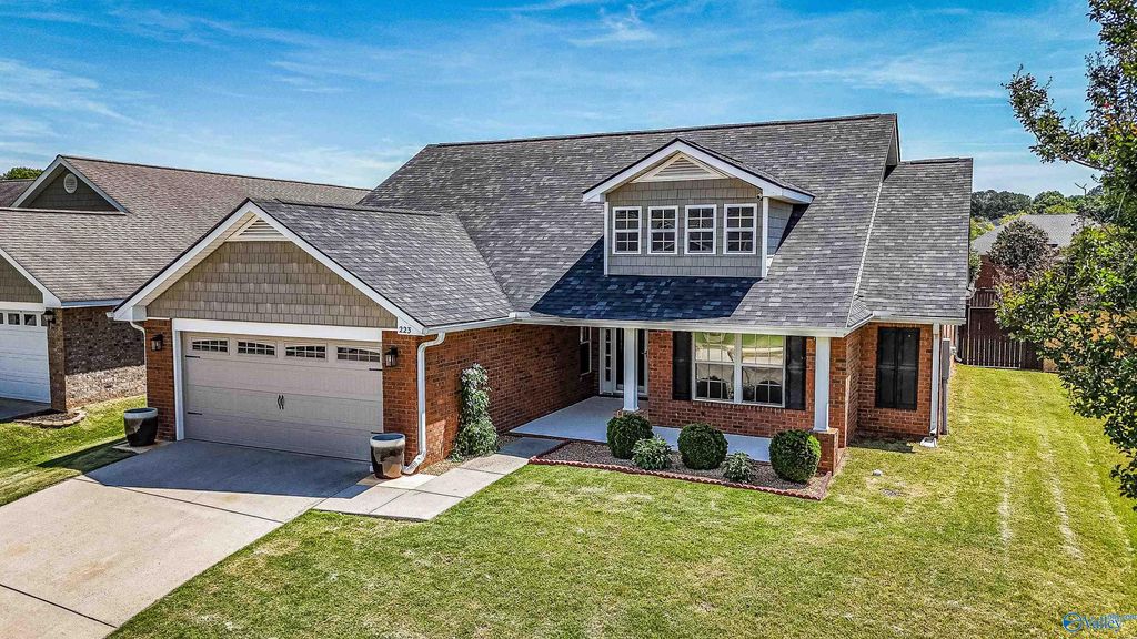 223 Silver Breeze Court, Harvest, AL 35749