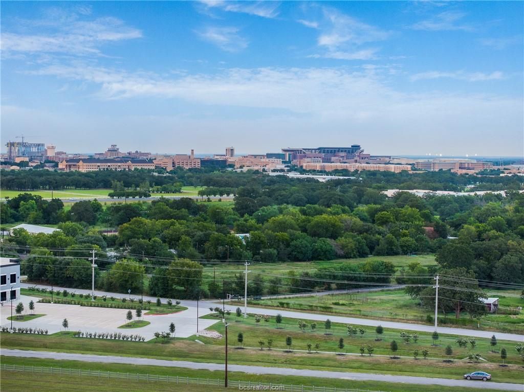 3949 F And B Road, College Station, TX 77845 — photo 2