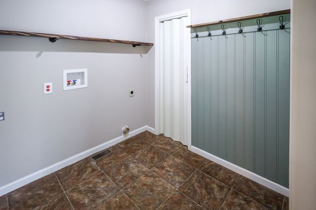 903 Union St, Shelbyville, TN 37160