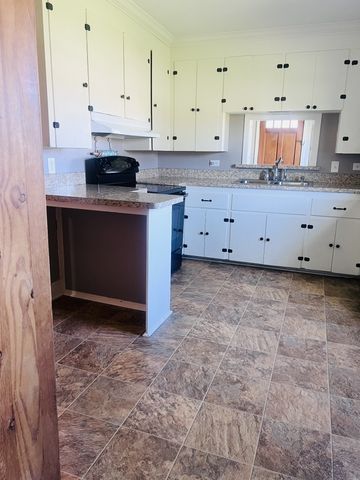 903 Union St, Shelbyville, TN 37160