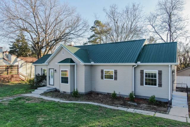 903 Union St, Shelbyville, TN 37160