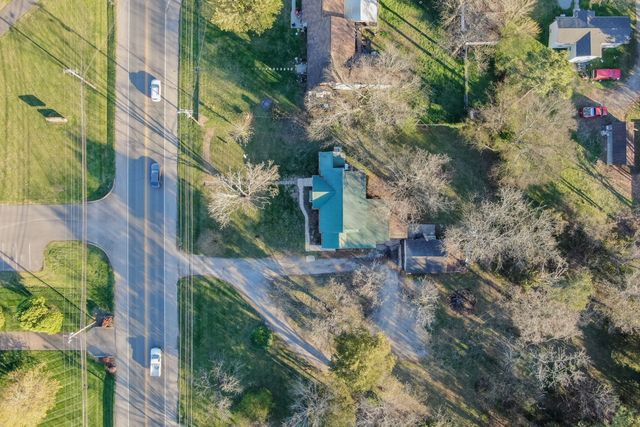 903 Union St, Shelbyville, TN 37160