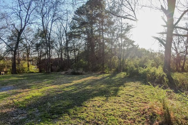 903 Union St, Shelbyville, TN 37160