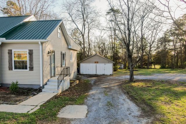 903 Union St, Shelbyville, TN 37160