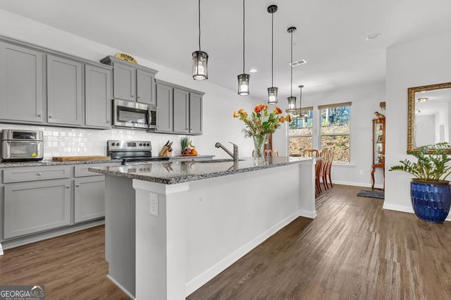 334 Darlington Drive, Ellenwood, GA 30294