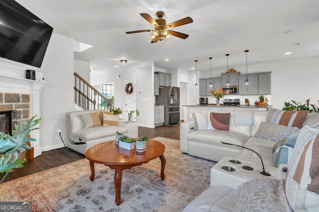 334 Darlington Drive, Ellenwood, GA 30294