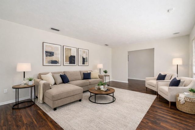 8205 SW 44TH TERRACE, Gainesville, FL 32608