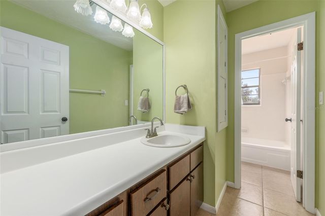 8205 SW 44TH TERRACE, Gainesville, FL 32608