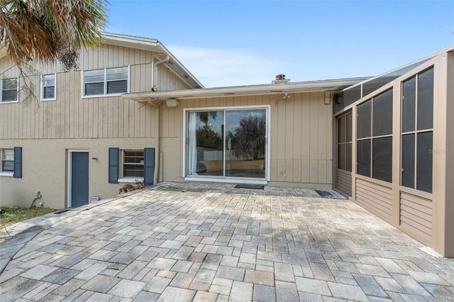 8205 SW 44TH TERRACE, Gainesville, FL 32608