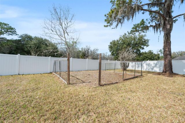 8205 SW 44TH TERRACE, Gainesville, FL 32608