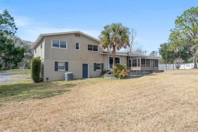 8205 SW 44TH TERRACE, Gainesville, FL 32608