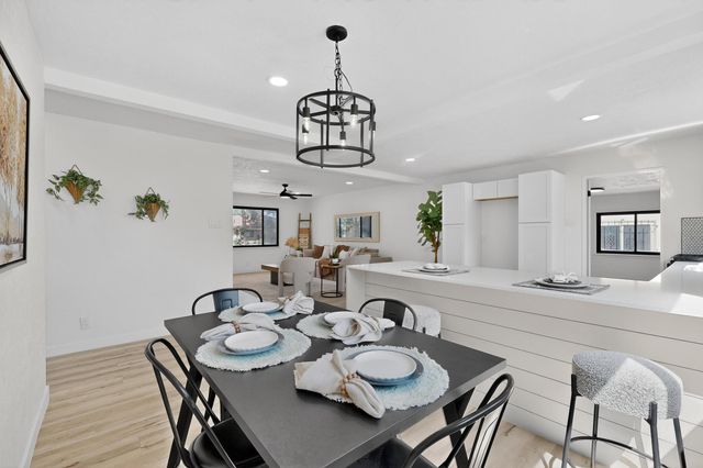 1016 California Street SE, Albuquerque, NM 87108