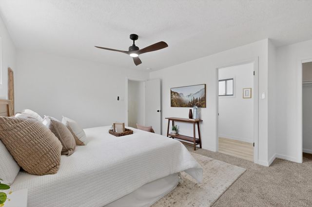 1016 California Street SE, Albuquerque, NM 87108