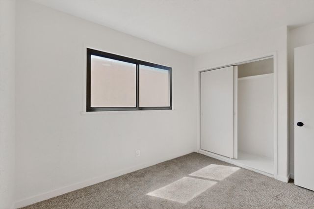 1016 California Street SE, Albuquerque, NM 87108