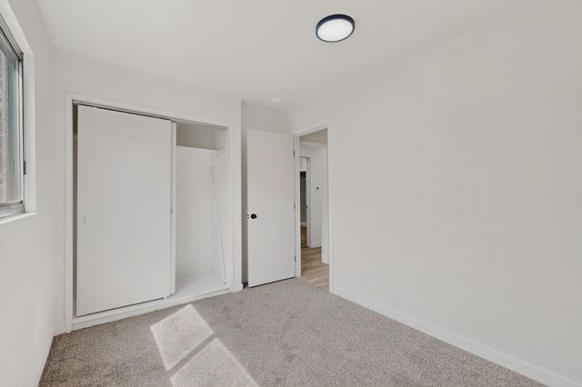 1016 California Street SE, Albuquerque, NM 87108