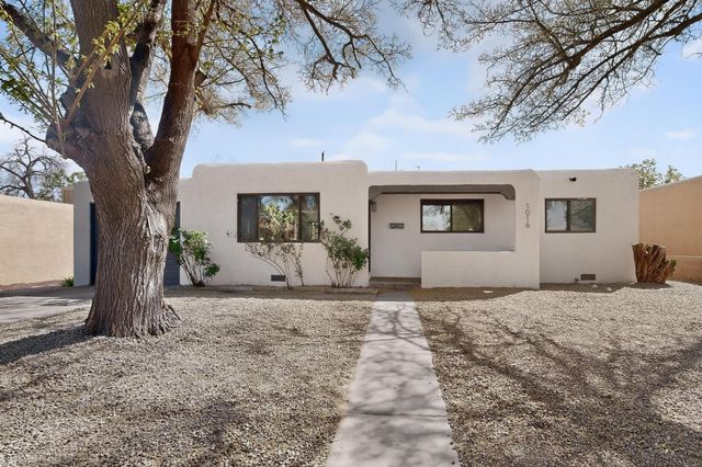 1016 California Street SE, Albuquerque, NM 87108