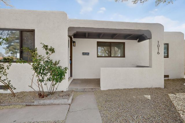 1016 California Street SE, Albuquerque, NM 87108