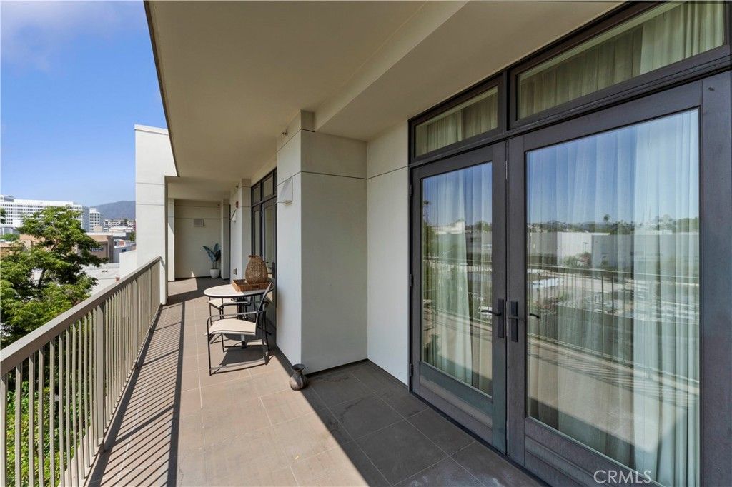 property-img