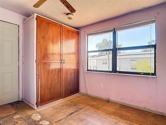 13005 FLORIDA AVENUE, Astatula, FL 34705