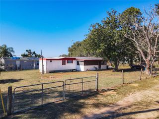 13005 FLORIDA AVENUE, Astatula, FL 34705