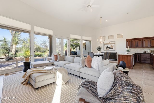 18602 E AMARADO Circle, Rio Verde, AZ 85263