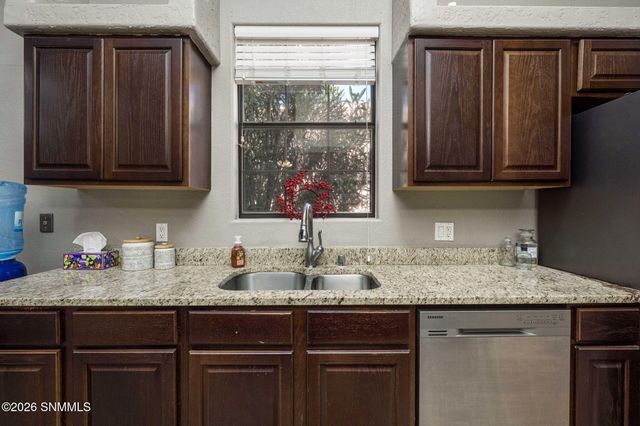 2026 Corn Drive, Las Cruces, NM 88001