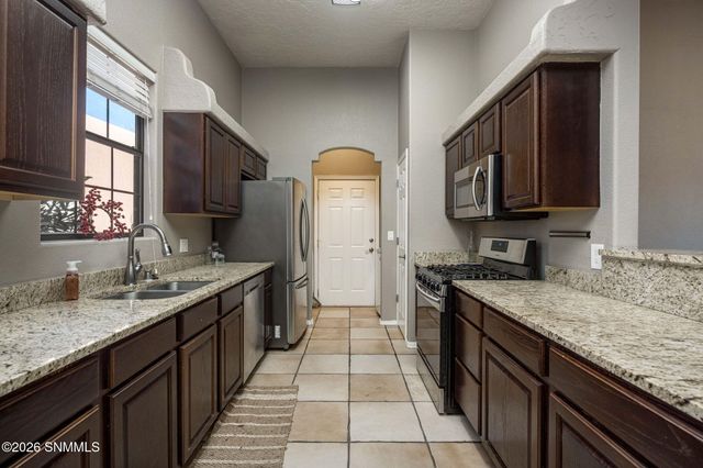 2026 Corn Drive, Las Cruces, NM 88001